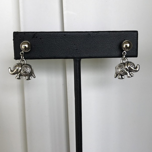 🔴SALE ! elephant om sign steel post earrings - Picture 3 of 10